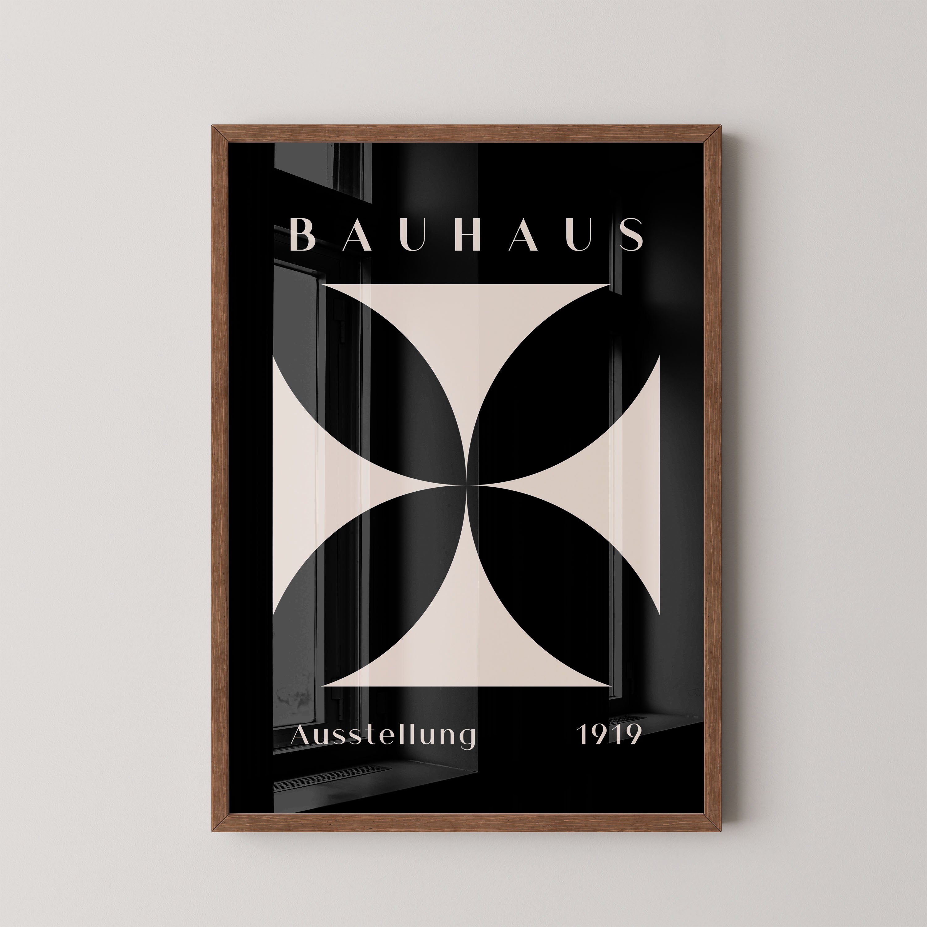 Bauhaus Symmetry In No Borderir