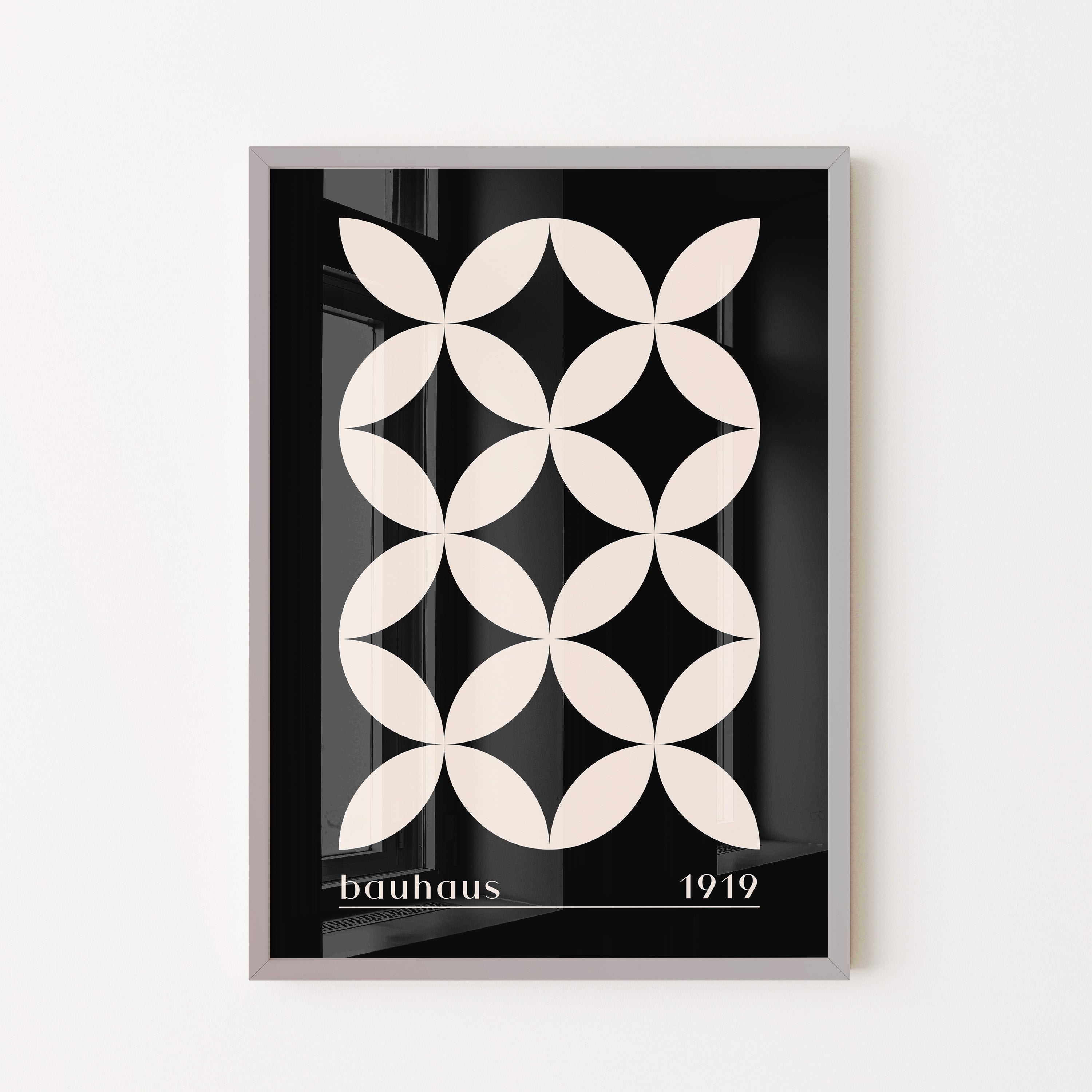 Bauhaus Light Petal Pattern