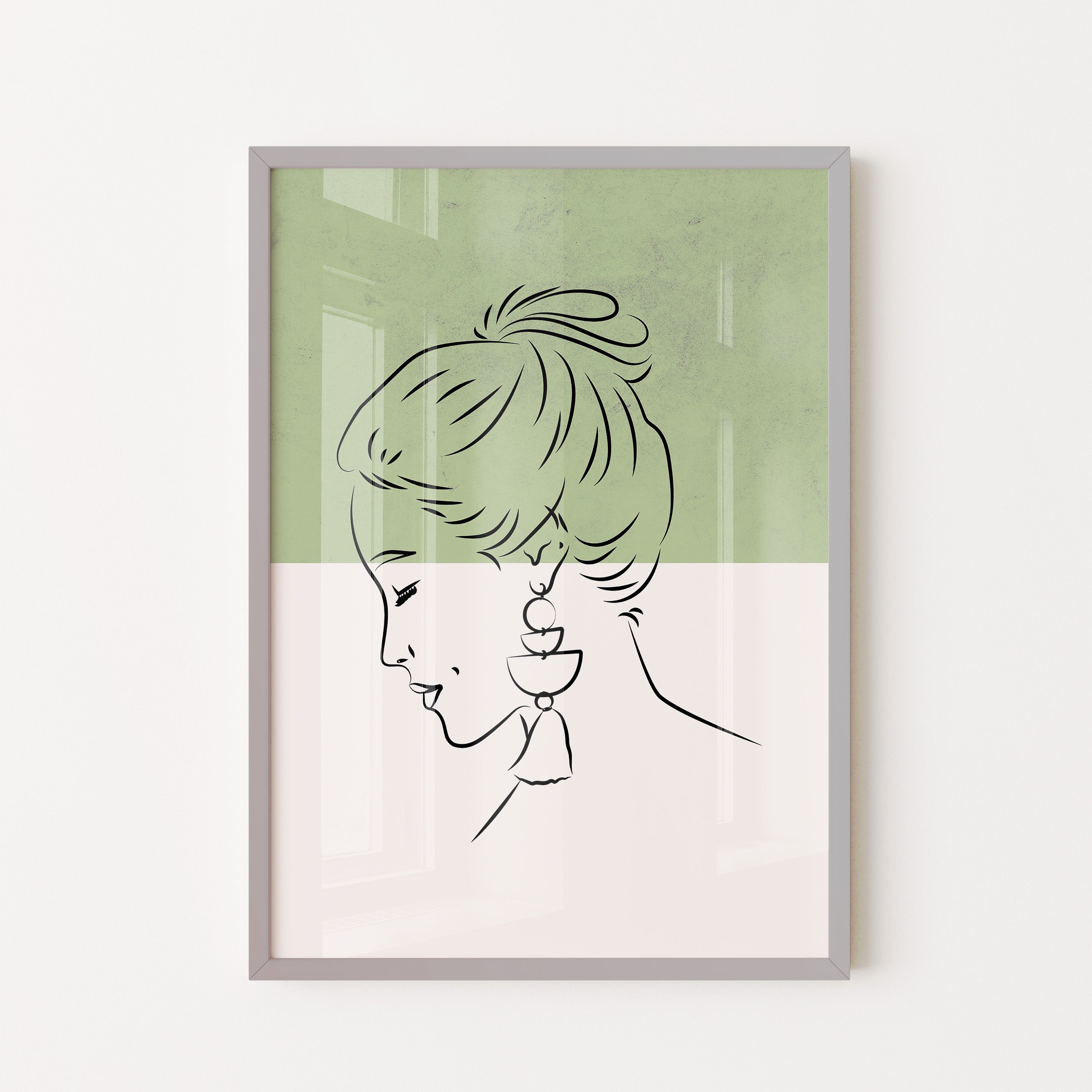 Elegant Profile Line Portrait