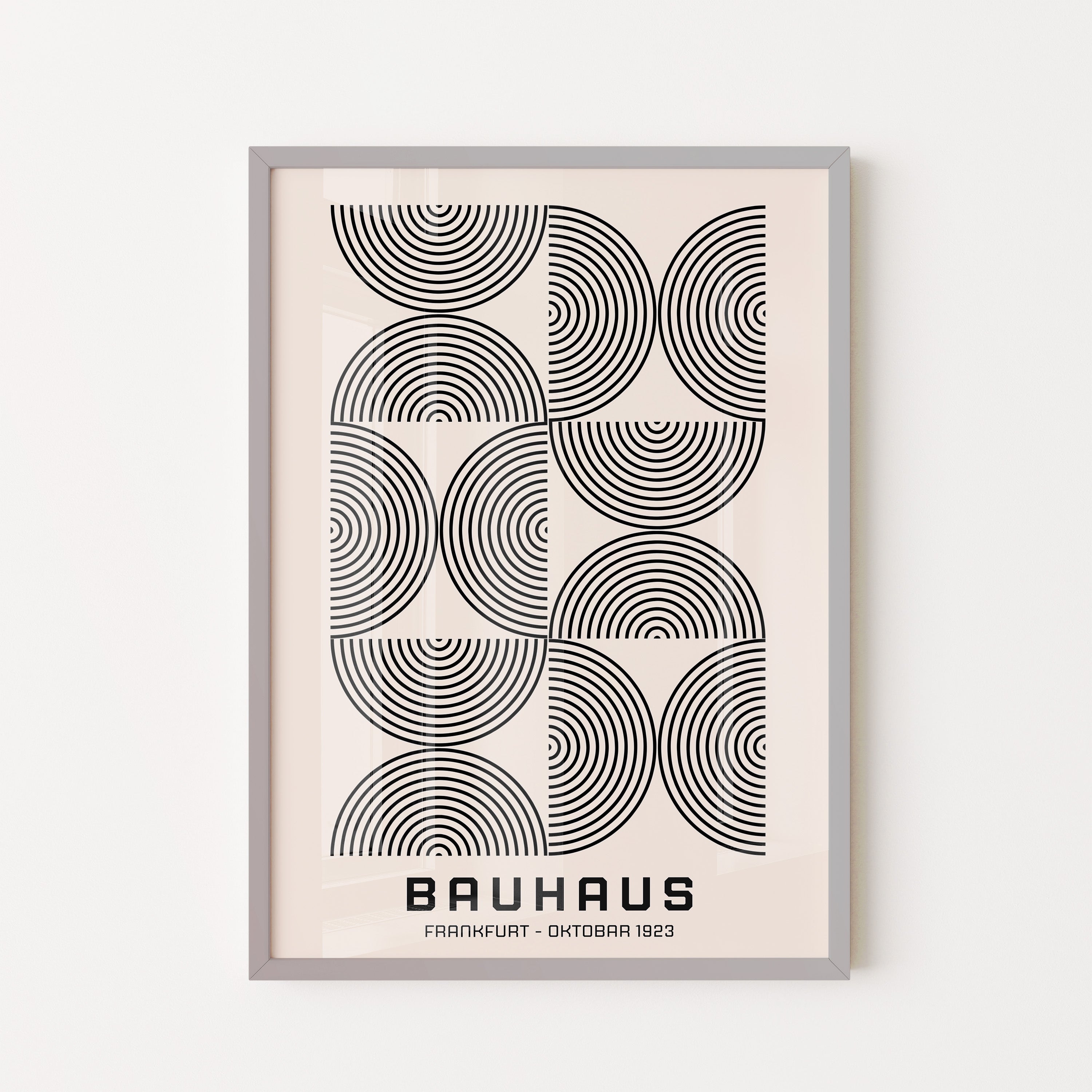 Bauhaus Line Arcs In MoNo Borderchrome