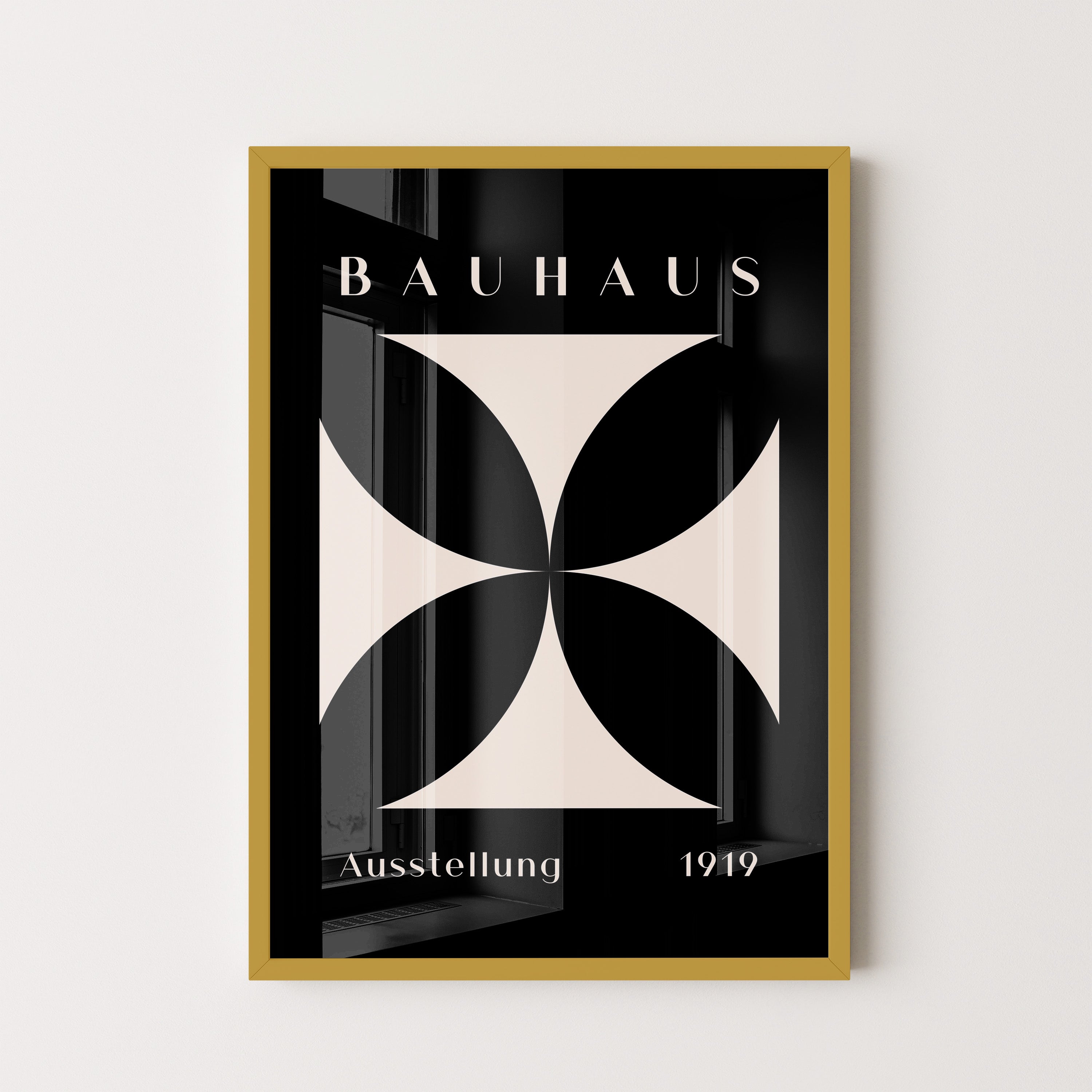 Bauhaus Symmetry In No Borderir