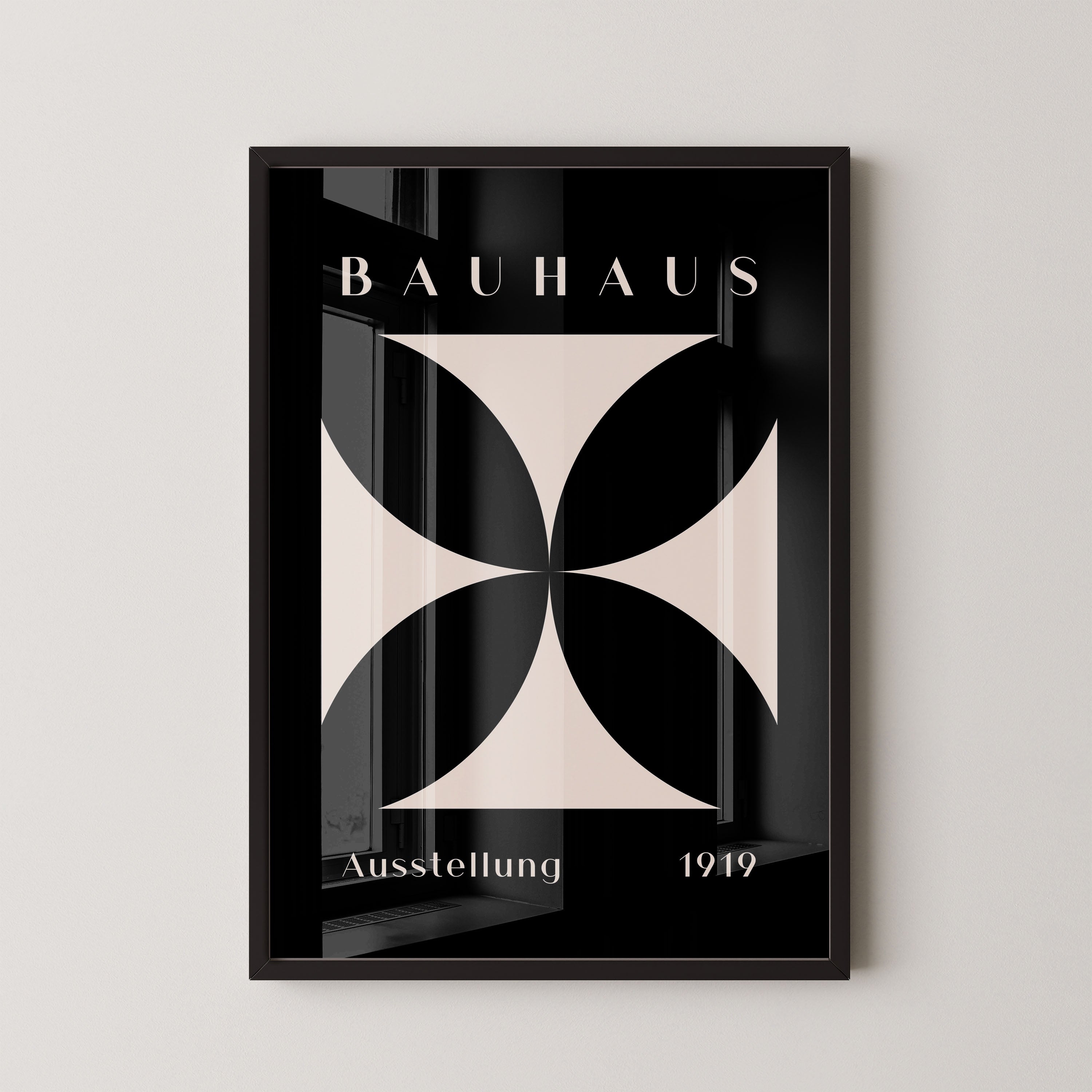 Bauhaus Symmetry In No Borderir