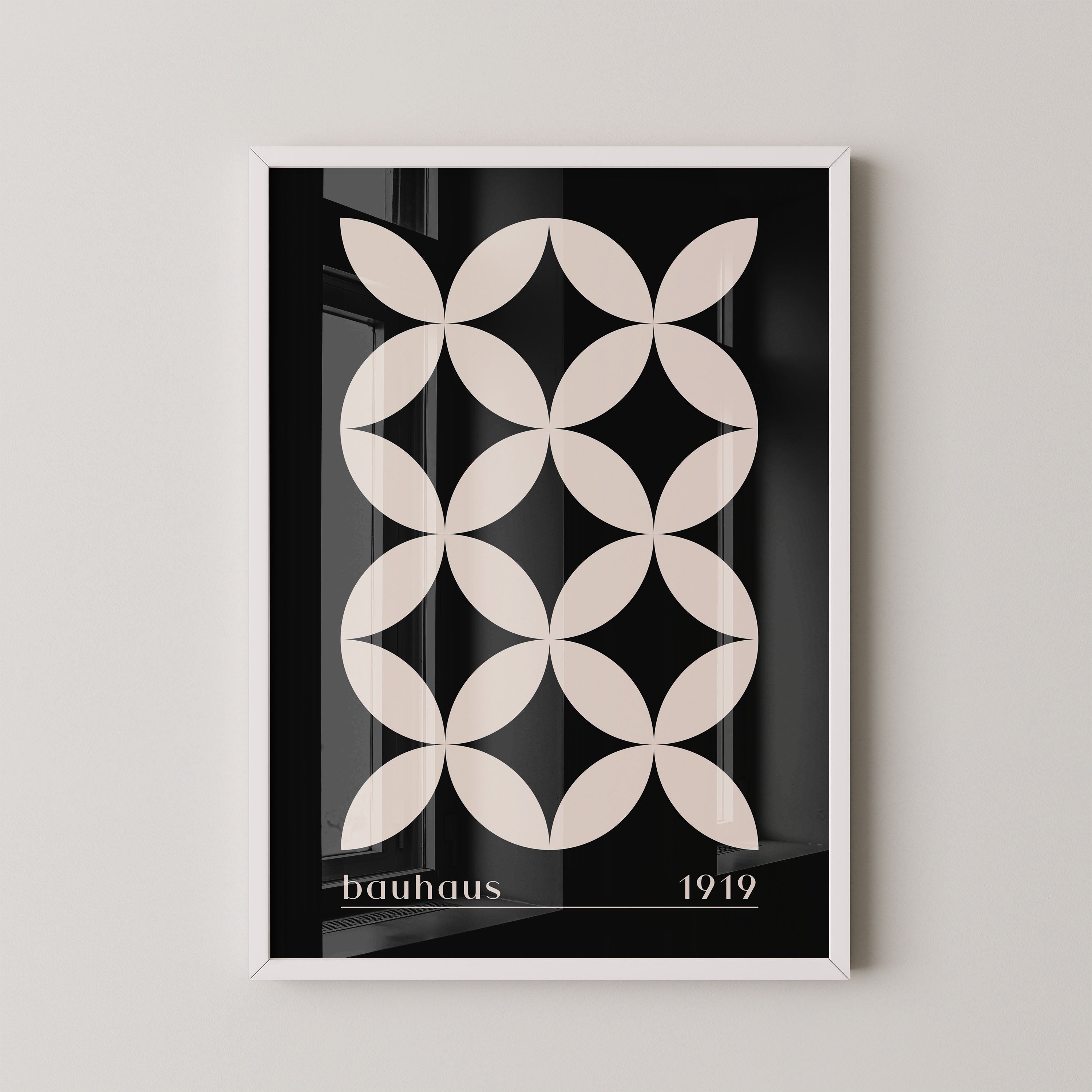 Bauhaus Light Petal Pattern