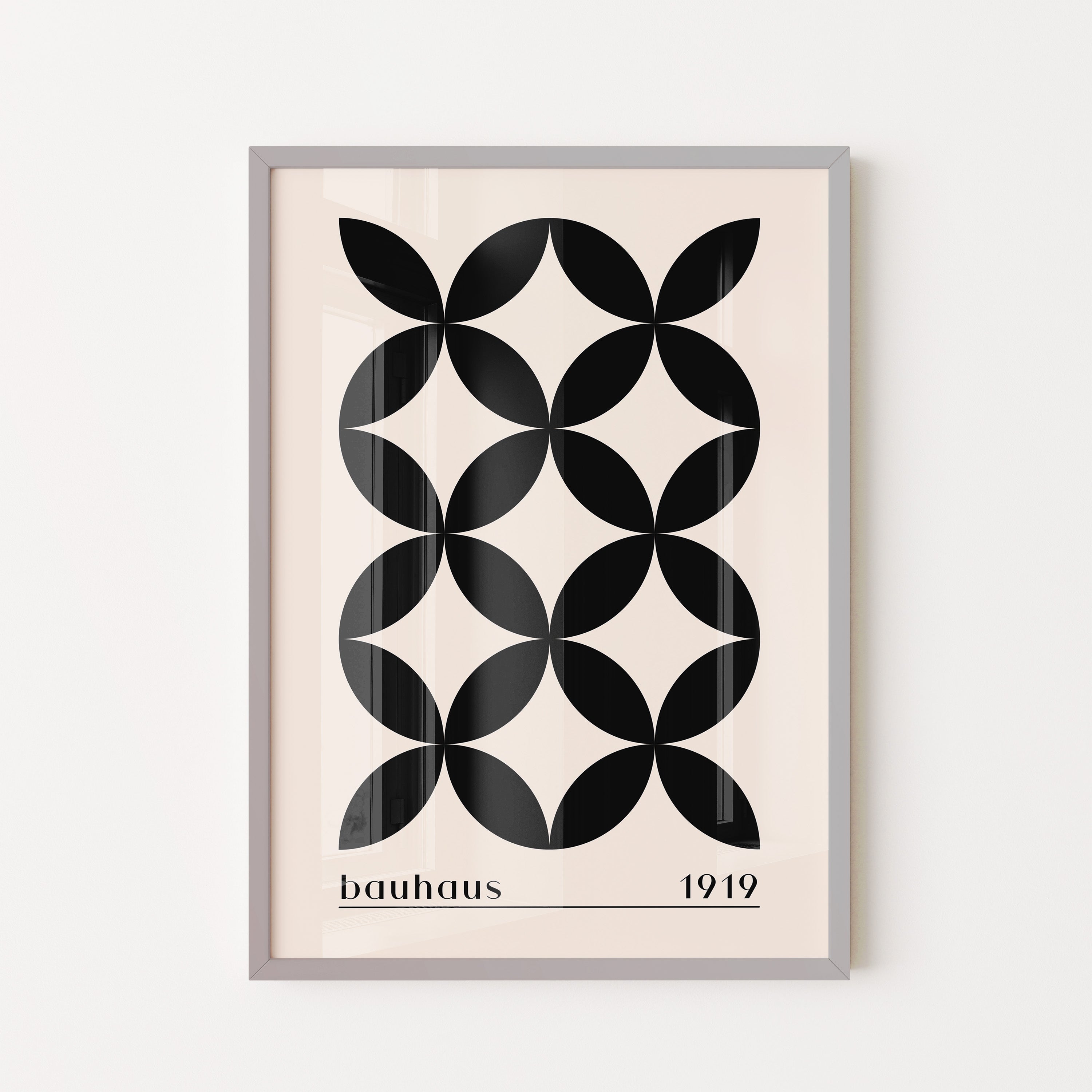 Bauhaus Interlocking Petal Grid